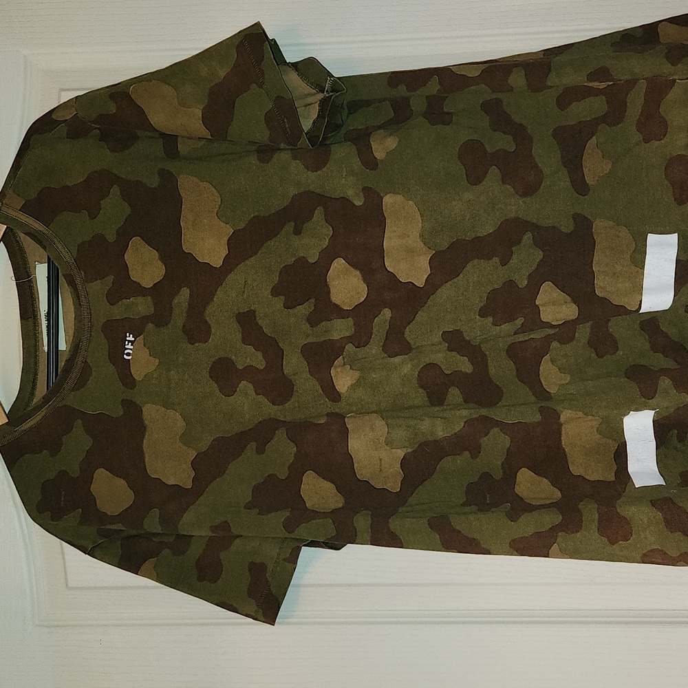 OFF WHITE Camo Seeing things T-Shirt XXL